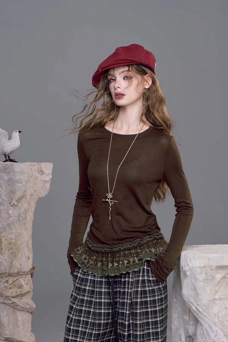 Haut ajusté ELFSACK en maille douce avec finition dentelle