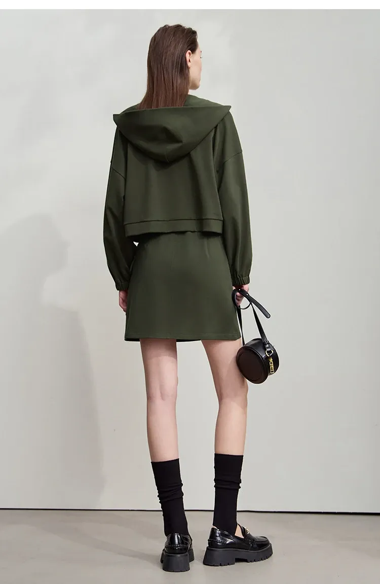 Veste à capuche minimaliste AMII en coton, coupe courte et zip