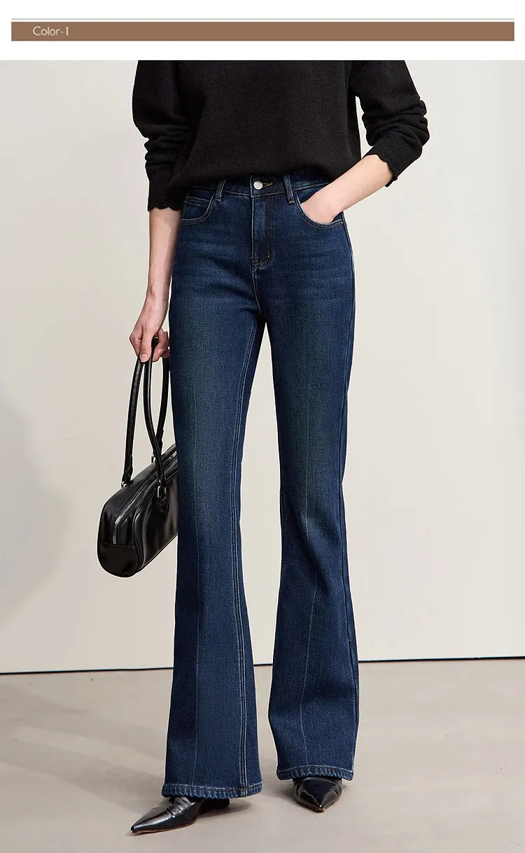 Jean évasé d’hiver AMII à lettres brodées