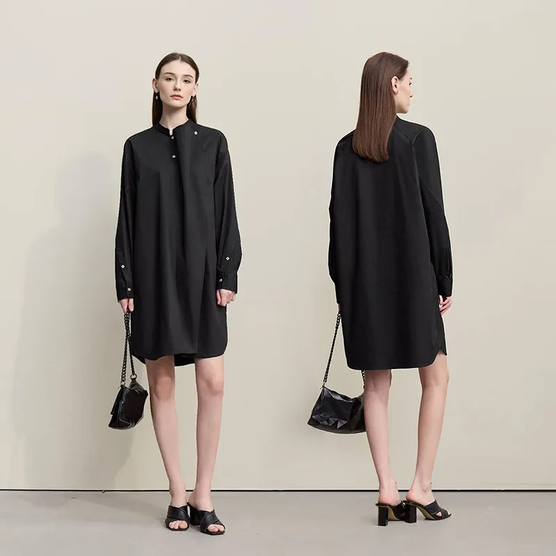 Robe chemise asymétrique AMII en coton à col montant