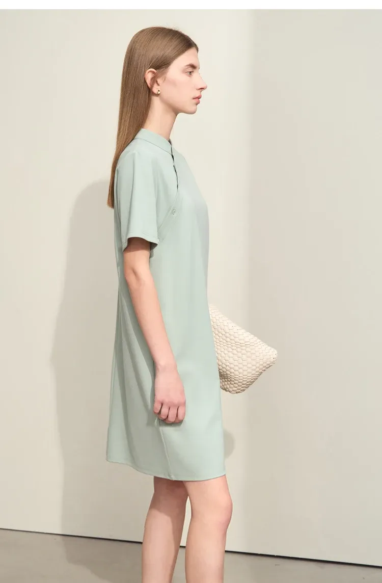 Robe chinoise ample AMII à col montant et boutons