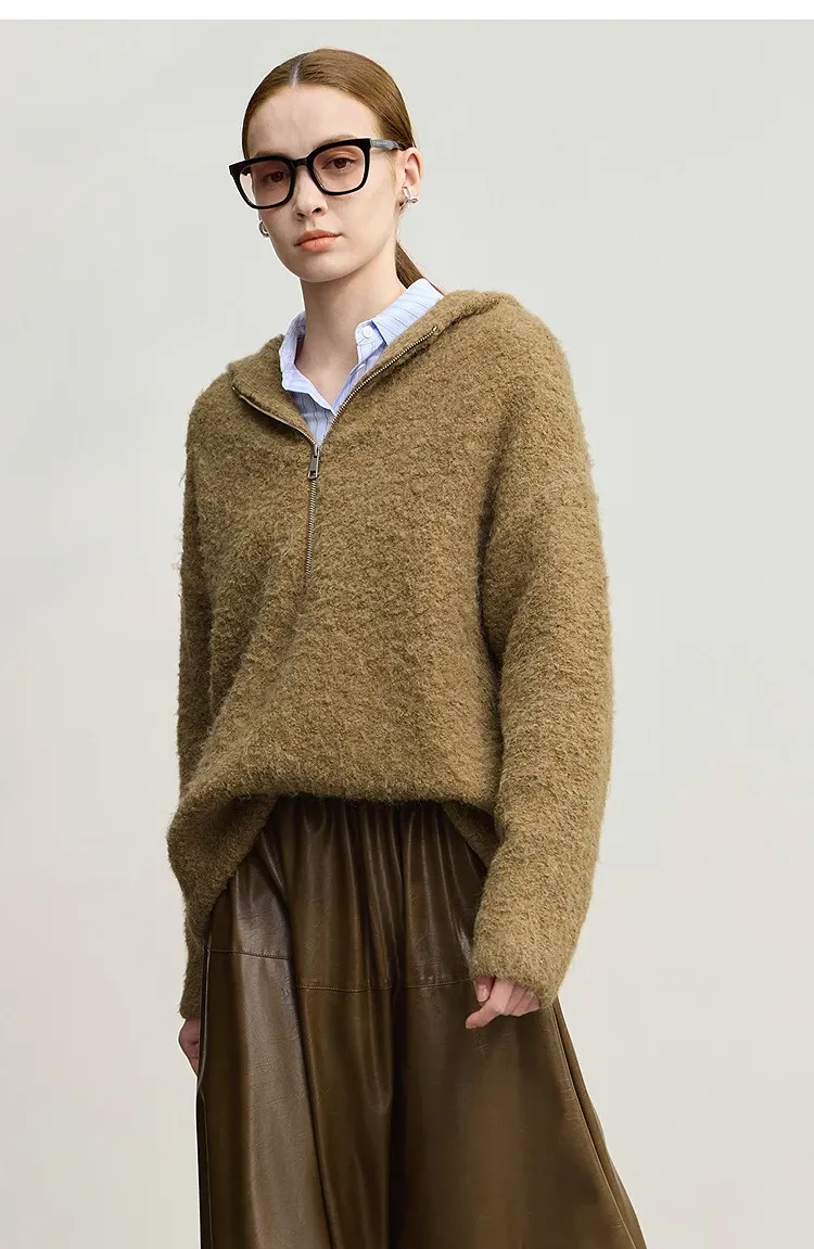 Pull à capuche zippé AMII en maille ample pour femme