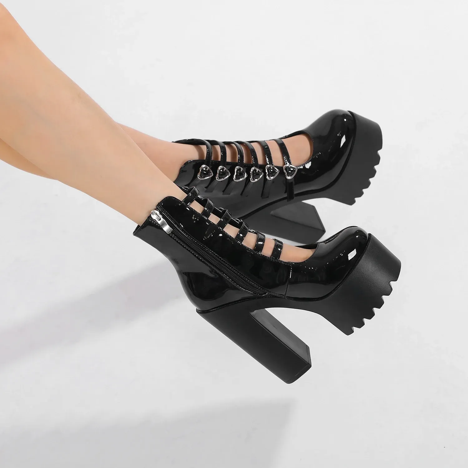 Escarpins Mary Jane à talon carré et double bride