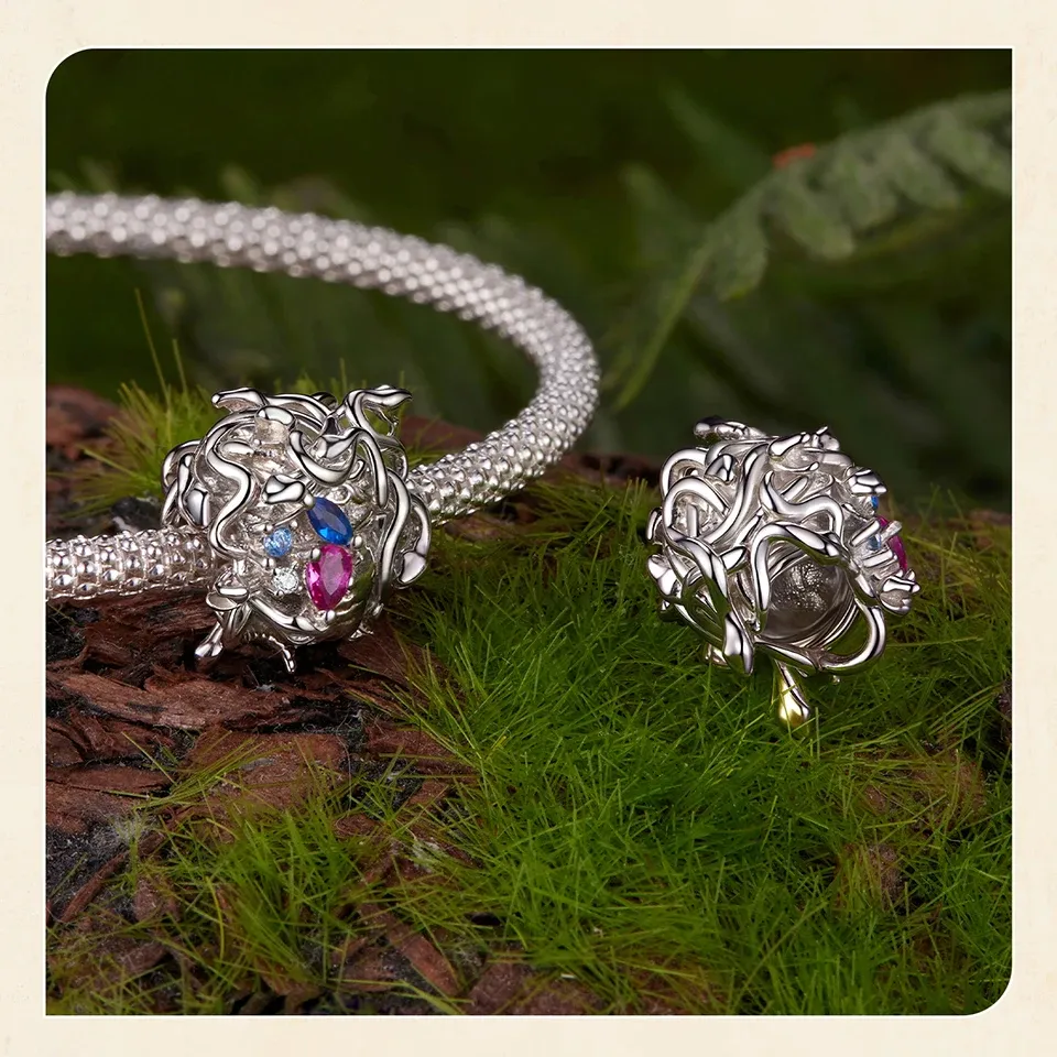 Charm pendentif Nativité de Jésus en argent 925 Bamoer, œil bleu et croix