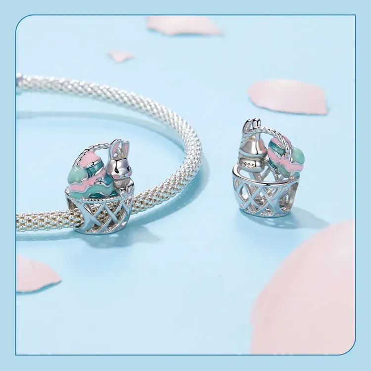 Breloque œuf porte-bonheur en argent 925 émaillé WOSTU