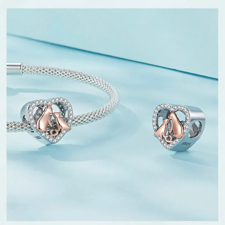 Breloque chat baiser en argent 925 avec cœur et zircon WOSTU