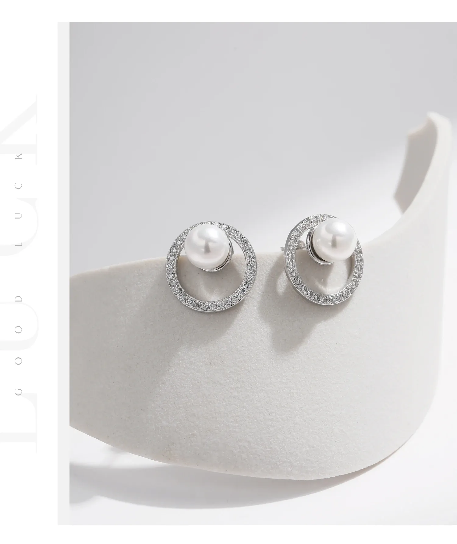 Boucles d’oreilles puces en argent 925 avec perle de cristal MODIAN