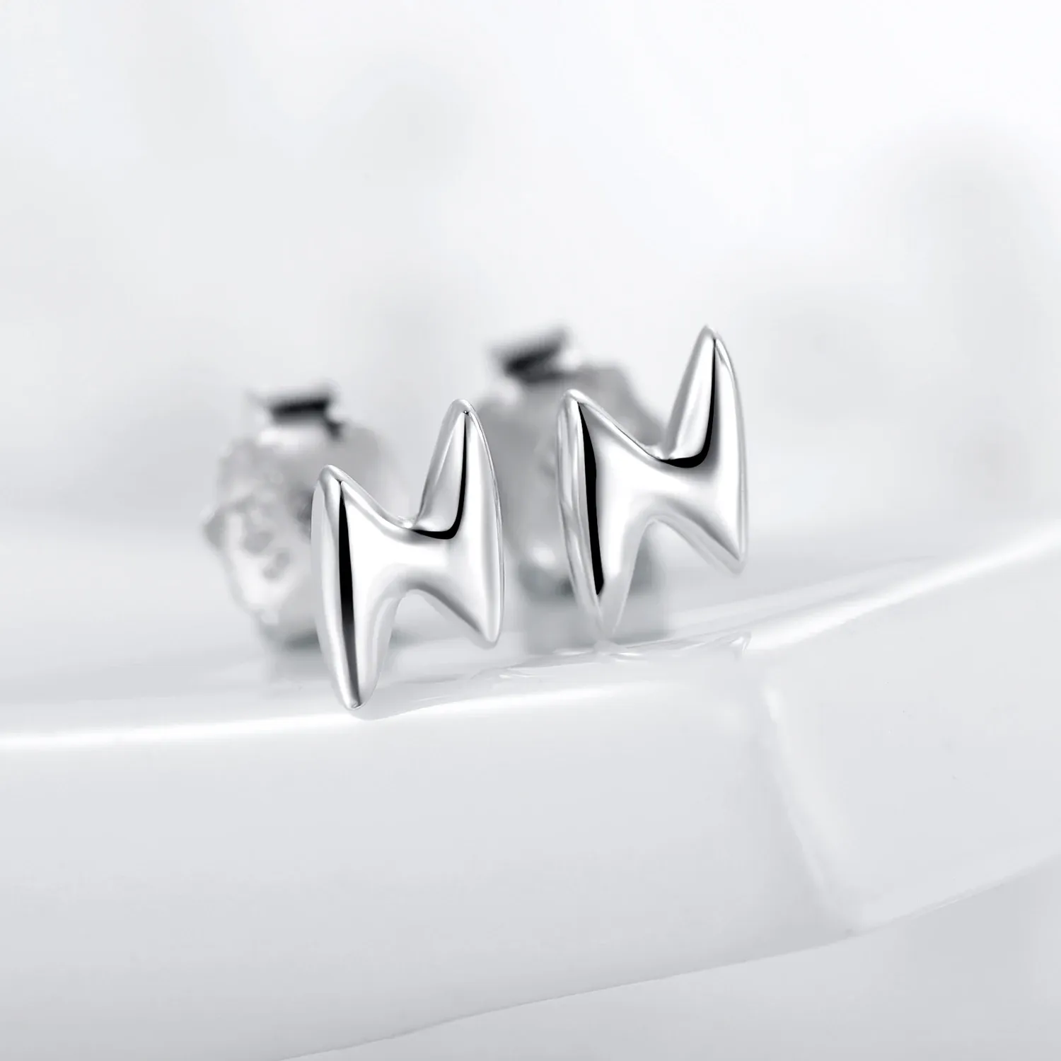 Boucles d’oreilles puces cœurs ronds en argent 925 MODIAN