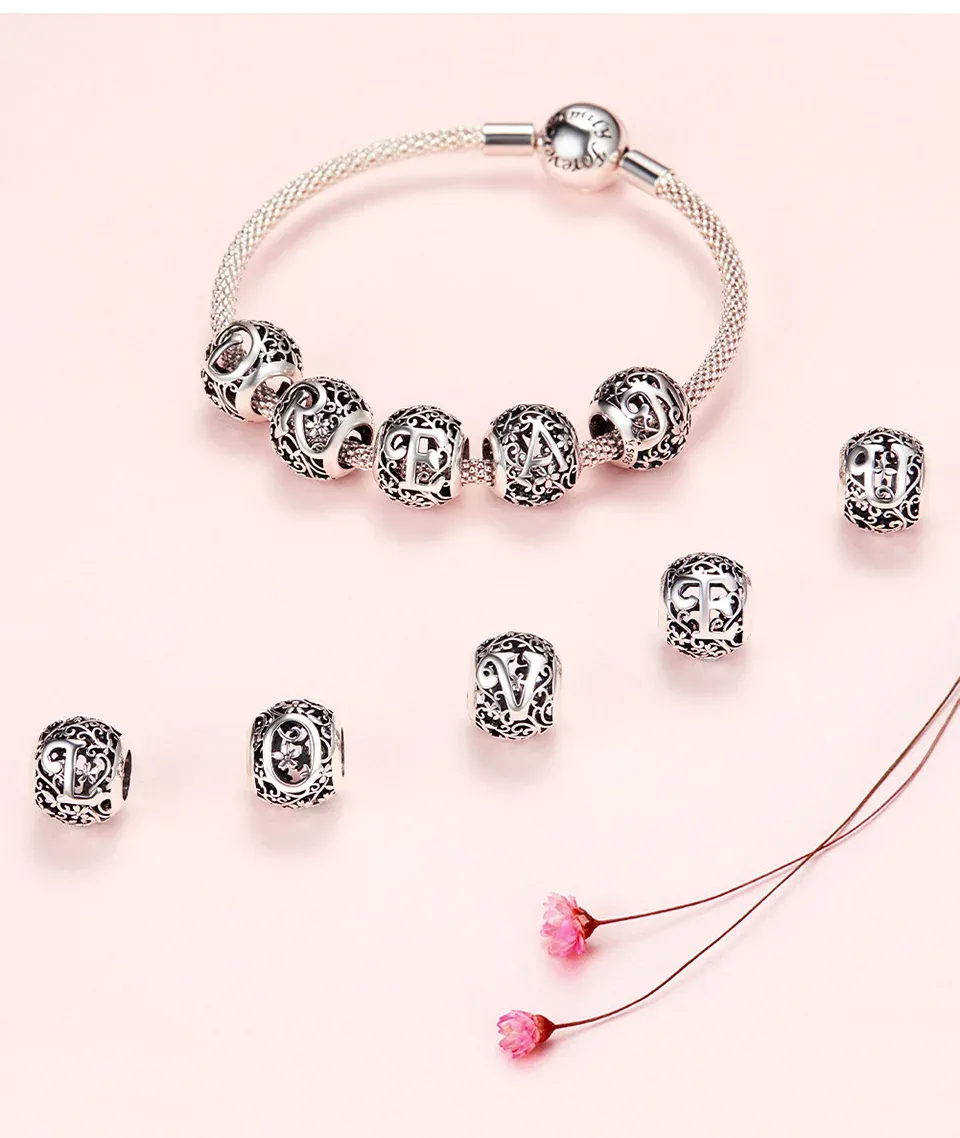 Breloque lettre florale en argent 925 WOSTU