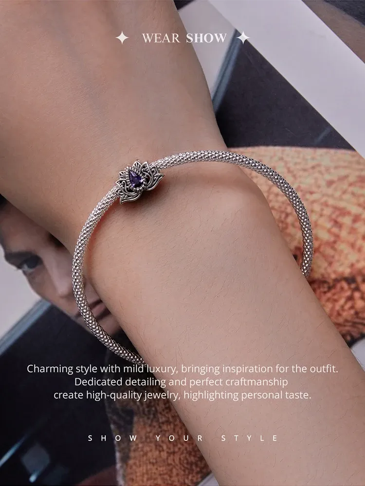 Breloque lotus WOSTU en argent 925 et zircon violet