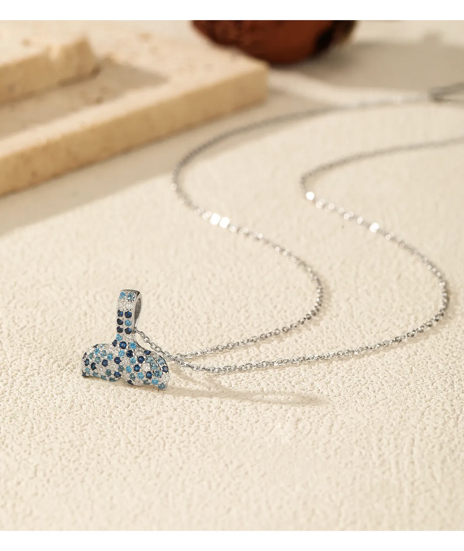Collier queue de sirène en argent 925 avec zircon bleu dégradé