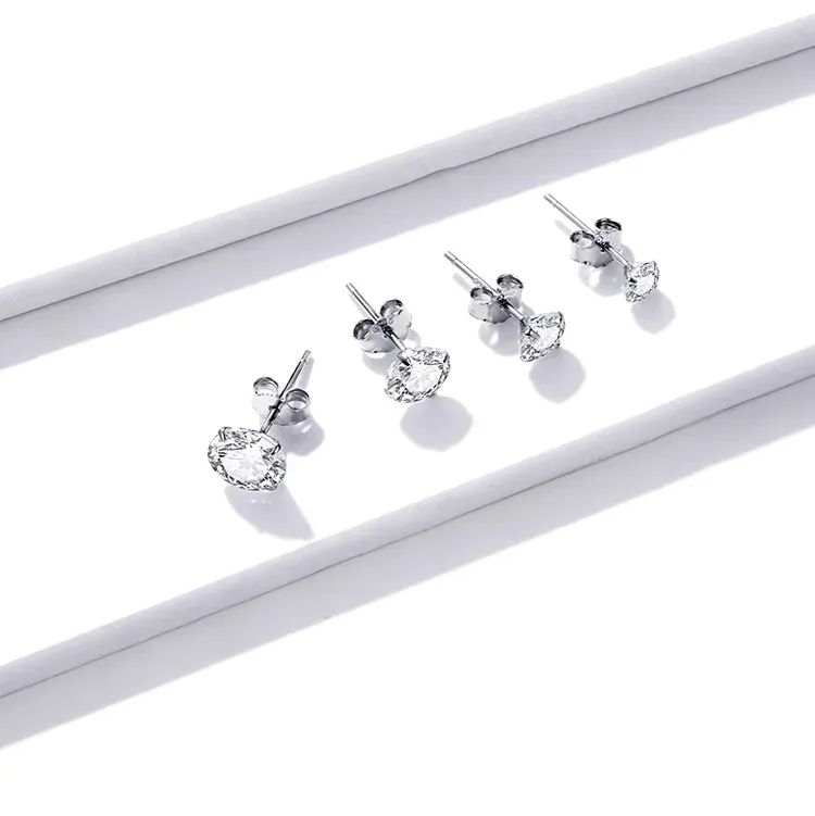 Boucles d’oreilles puces en argent 925 et zircon Bamoer