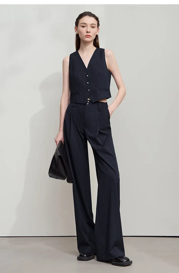 Ensemble bureau rayé AMII à gilet sans manches et pantalon large