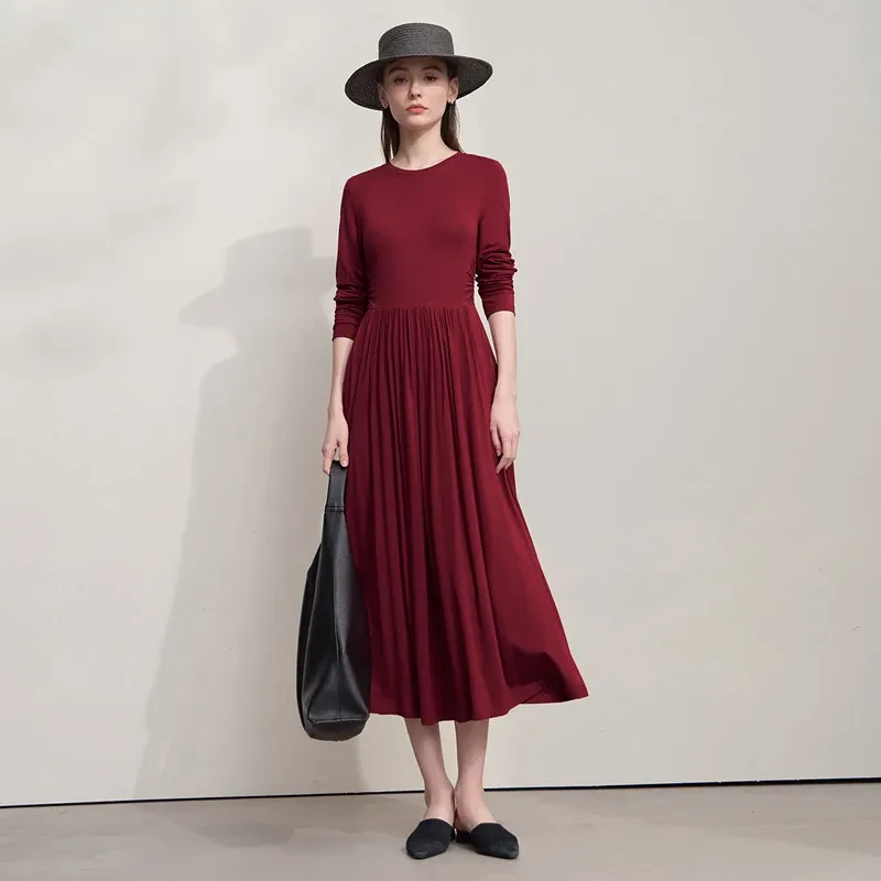 Robe pull AMII en maille mi-longue à col rond