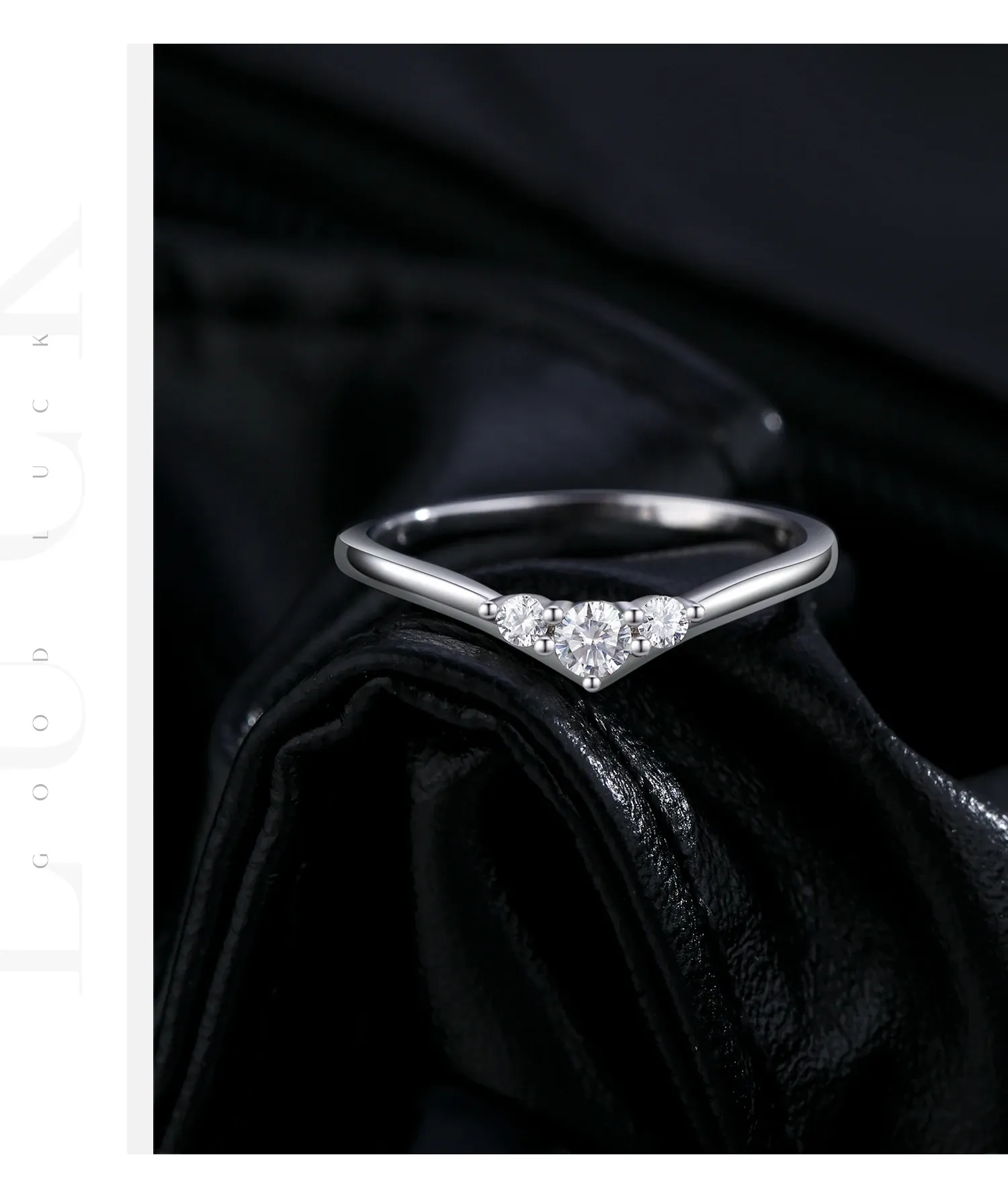 Bague éternité fine en argent 925 et moissanite MODIAN