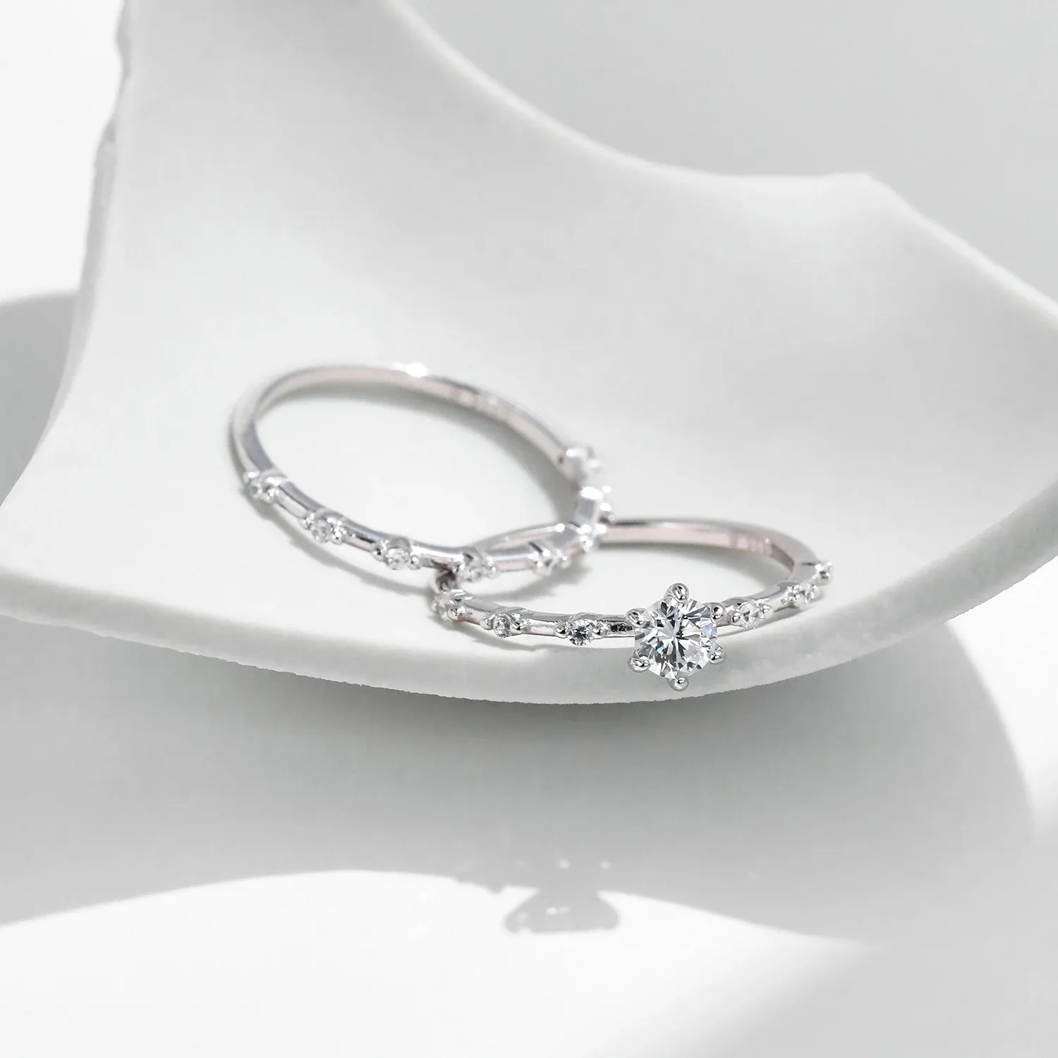 Alliance fine en argent 925 et moissanite MODIAN