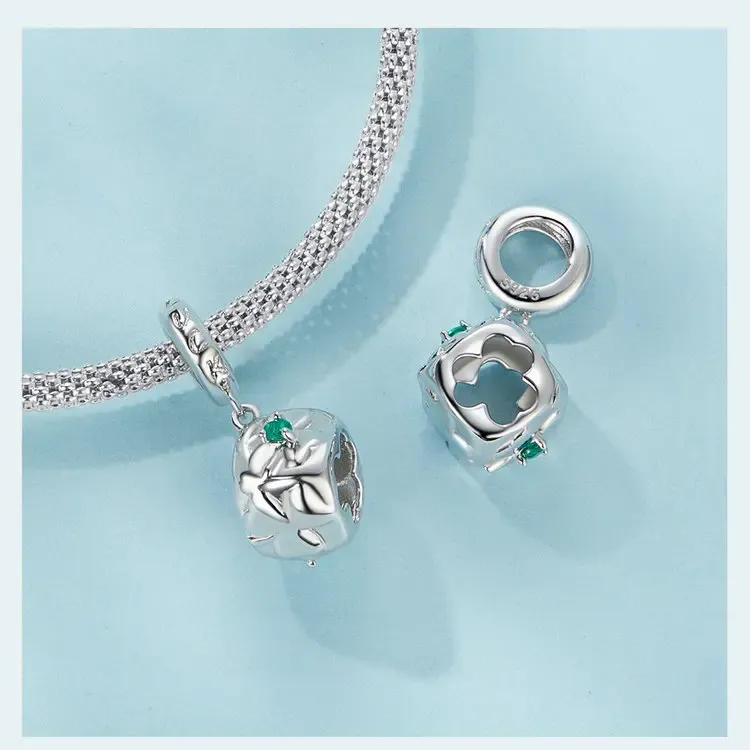 Breloque fleur-papillon en argent 925 WOSTU