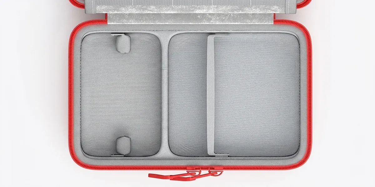 Étui de transport Nintendo Switch ouvert