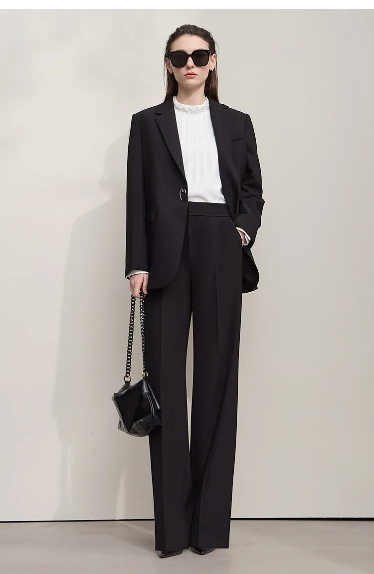 Pantalon large AMII fluide bureau automne 2025