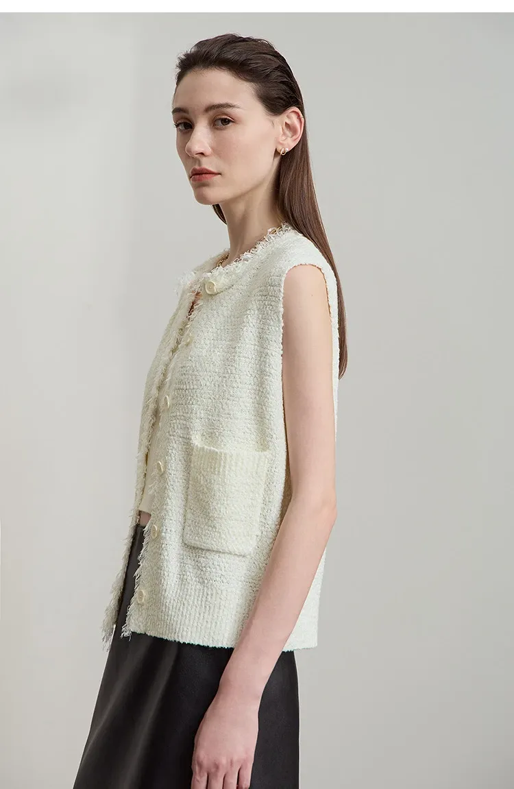 Gilet sans manches AMII en maille rétro à col rond