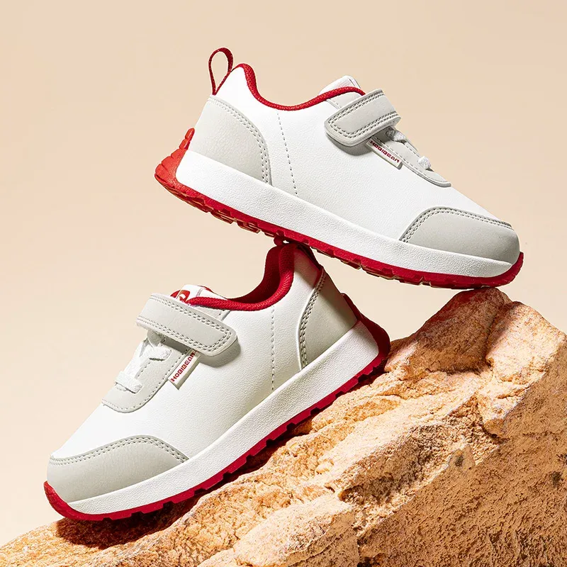 Baskets enfant BIBEAR à fermeture velcro et semelle antidérapante