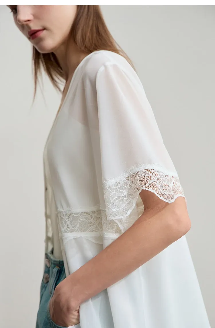 Chemisier beige en chiffon AMII à col V pour bureau d’été