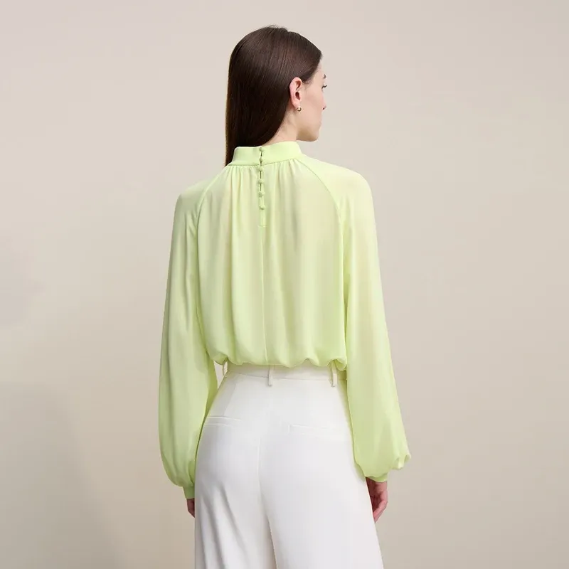 Chemisier AMII en mousseline à col semi-montant et coupe fluide