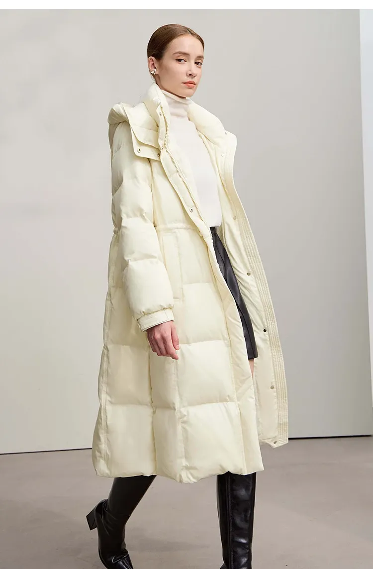 Doudoune longue AMII à capuche en duvet de canard pour femme