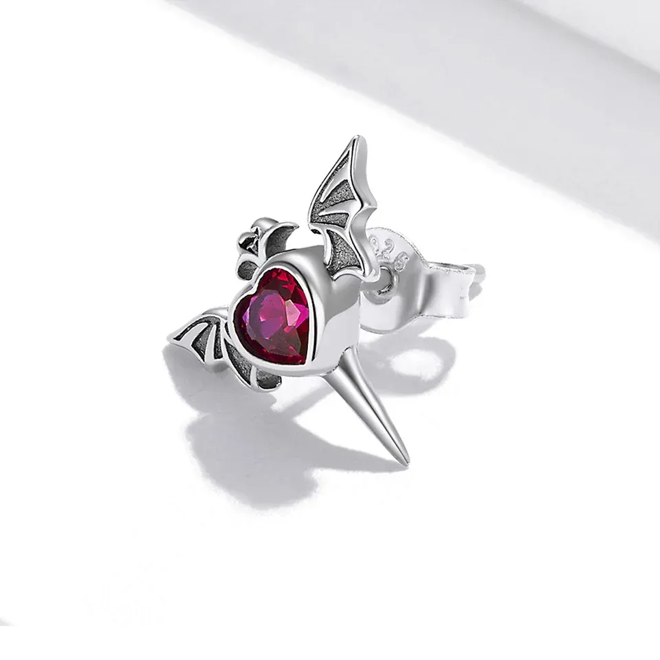 Boucle d’oreille Bamoer en argent 925 ailes de chauve-souris et cœur rouge