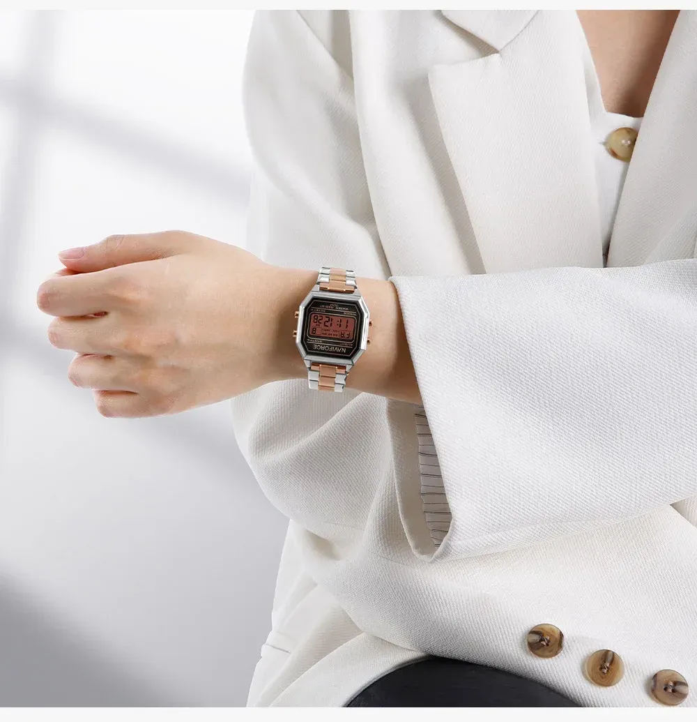 Montre numérique femme NAVIFORCE NF5063S en acier, LED et calendrier