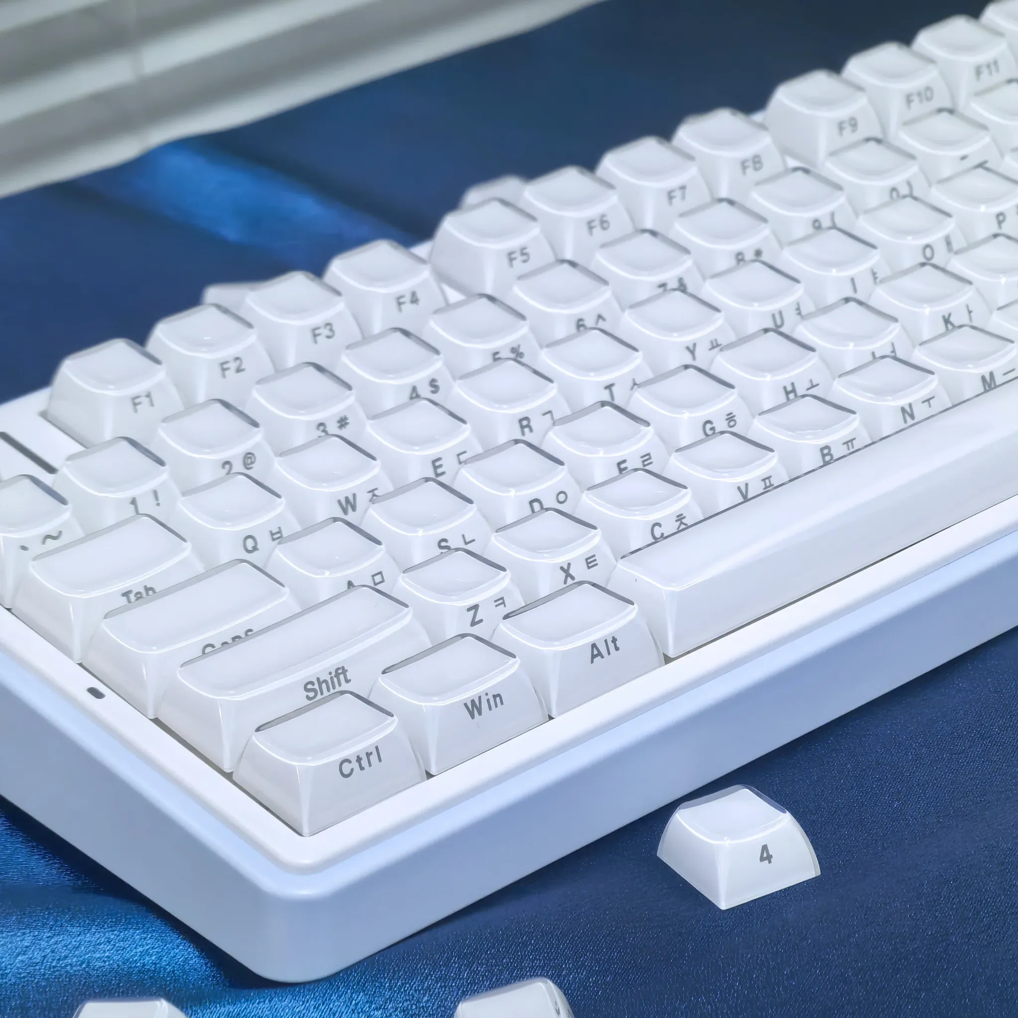 Kit de keycaps Jelly blanc coréen et russe 113 touches pour Aula F75/F99