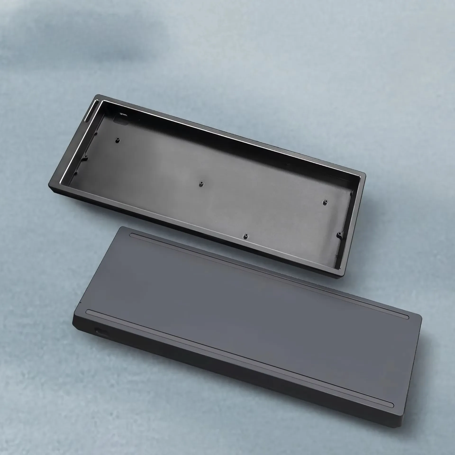 Boîtier aluminium creux SUMREDA pour clavier 60 %