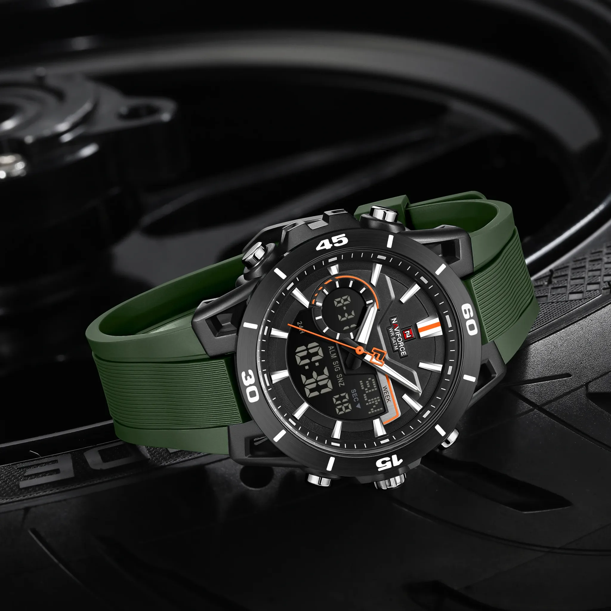 Montre sport numérique NAVIFORCE 7135 à double affichage
