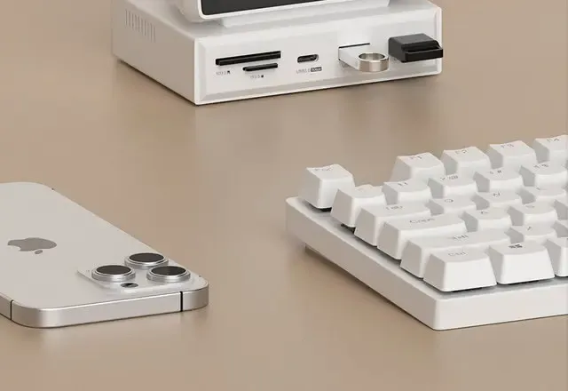 Écran de contrôle 3,5 pouces Hagibis avec hub USB-C