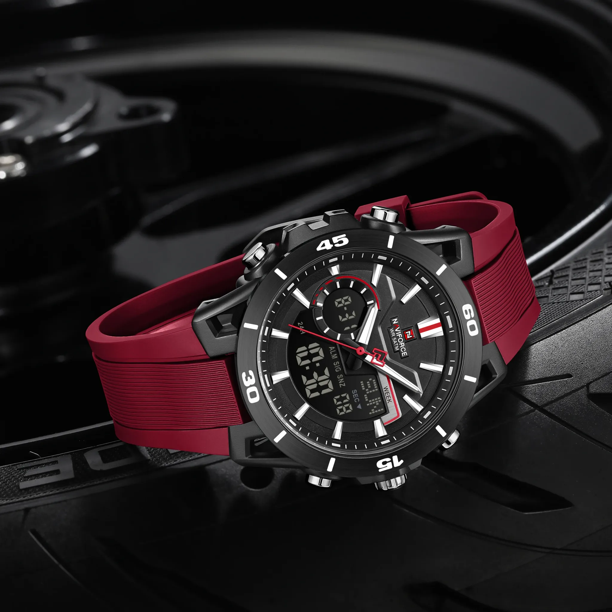 Montre sport NAVIFORCE NF7135 à double affichage et calendrier